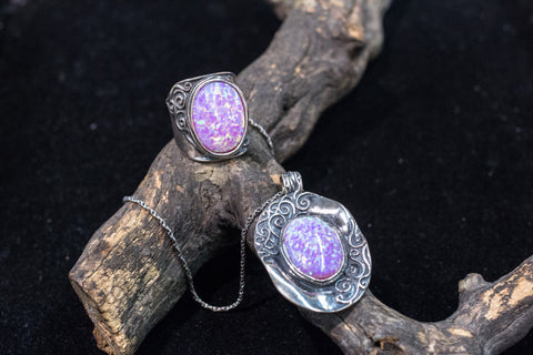 silver 925 ring and necklace set with Opal stone.